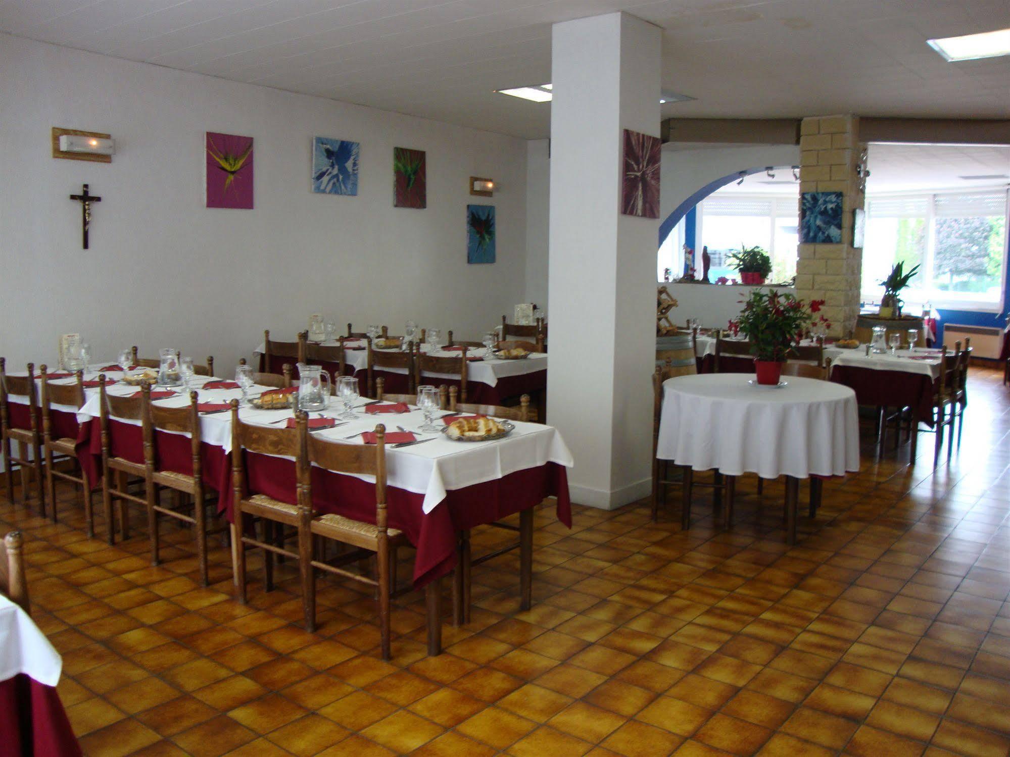 Hotel Au Petit Languedoc Lourdes Exterior photo